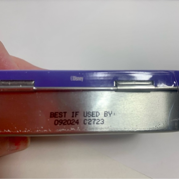 NWT. Disney 100 years mint tin. Mickey, Minnie, Donald, Goofy, Pluto, etc - Picture 6 of 6